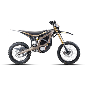 Sur-Ron Ultra Bee HP T 2026 šedá, šikmý pohled zepředu