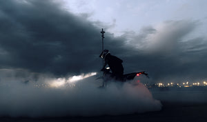 Burnout na Stark Varg SM Sköll za soumraku